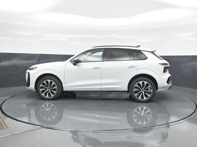 New 2026 Audi Q3 quattro 2.0T AWD/4WD image 4