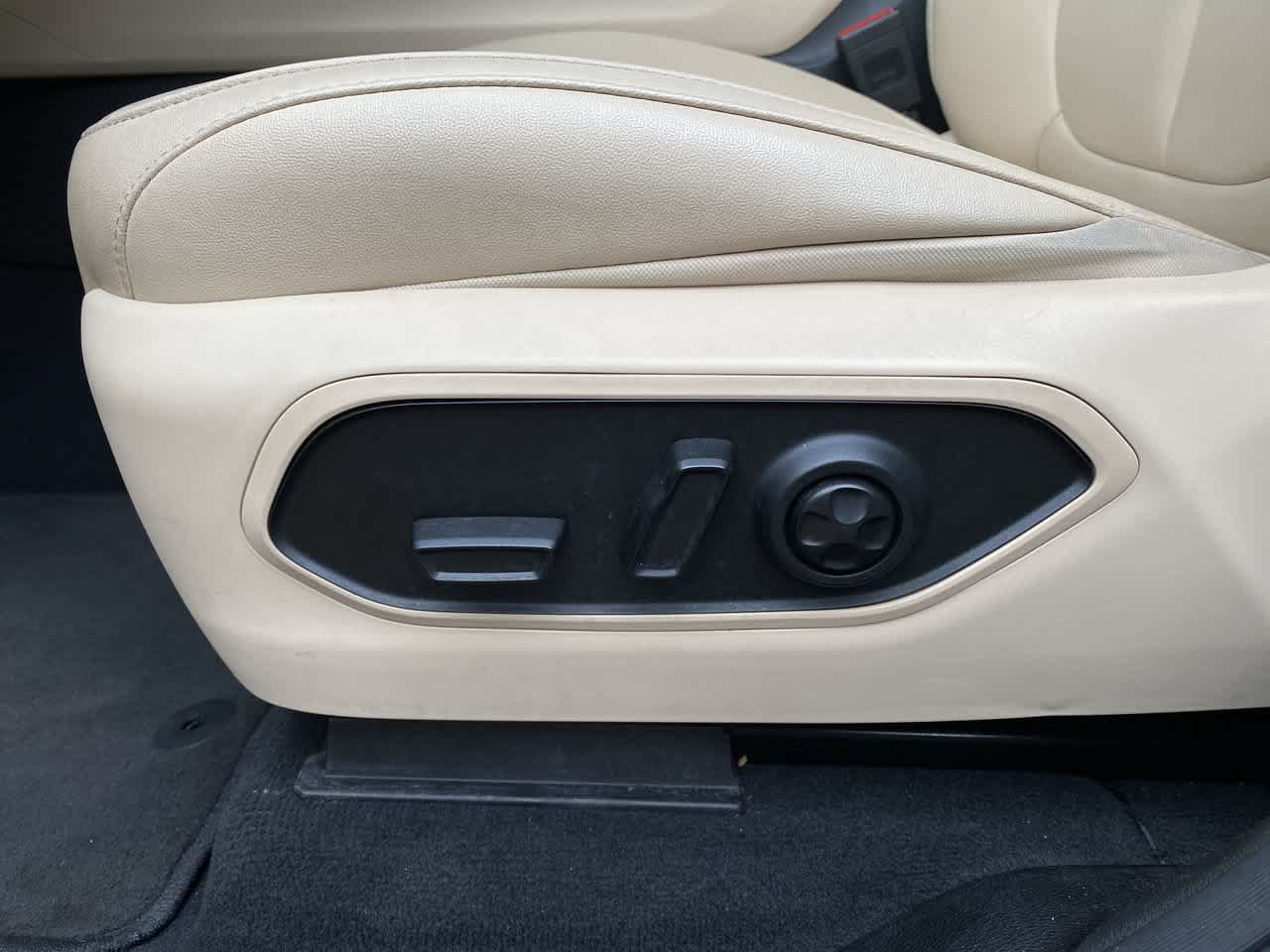 Used 2024 Jeep Grand Cherokee Limited 4xe AWD/4WD image 14