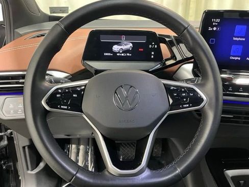 Certified 2022 Volkswagen ID.4 Pro S w/ Gradient Package image 15