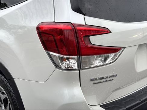 Used 2019 Subaru Forester Premium image 36