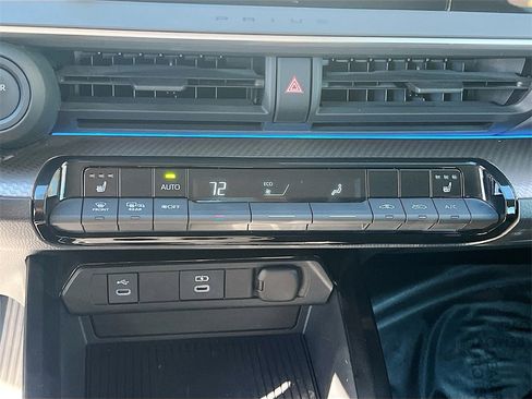 Used 2024 Toyota Prius XLE image 16