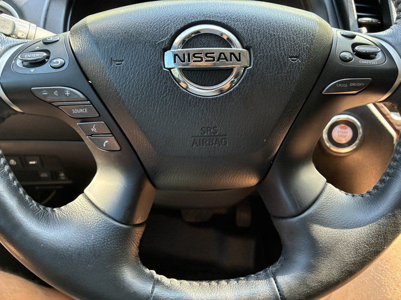 Used 2019 Nissan Pathfinder Platinum AWD/4WD image 10