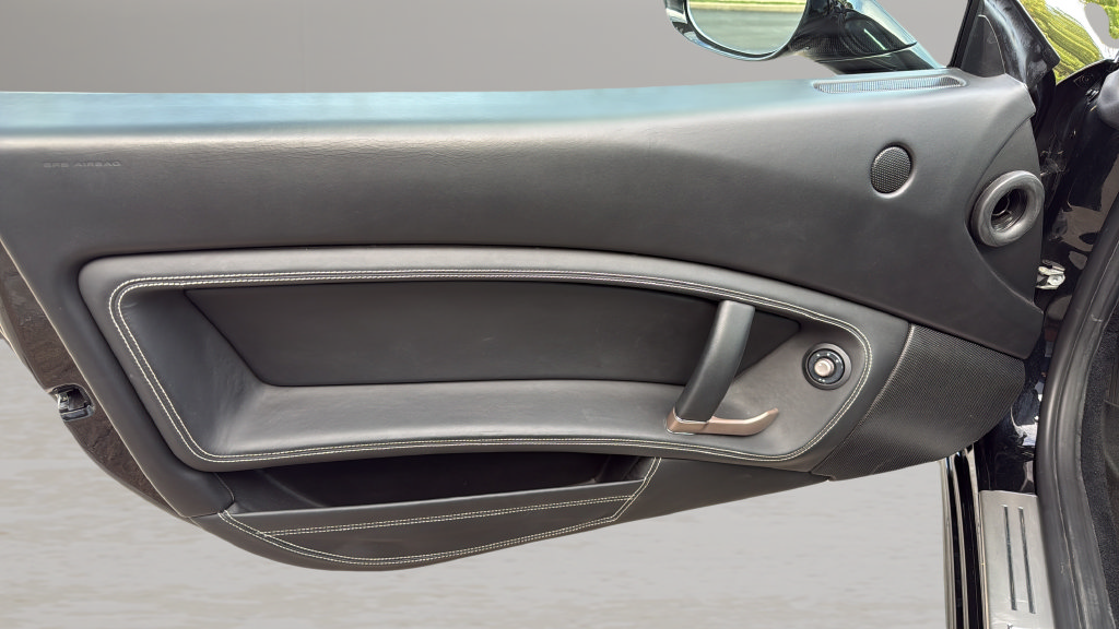 Used 2012 Ferrari California RWD image 26