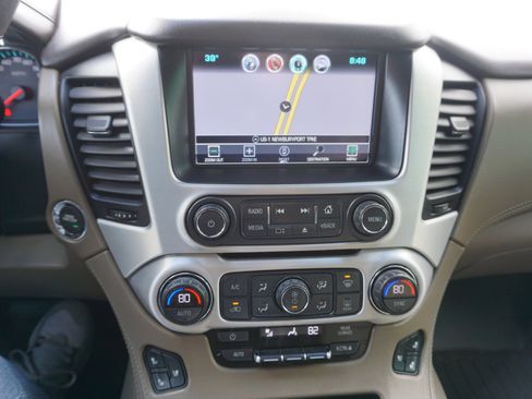 Used 2018 GMC Yukon XL SLT w/ Premium Edition image 26