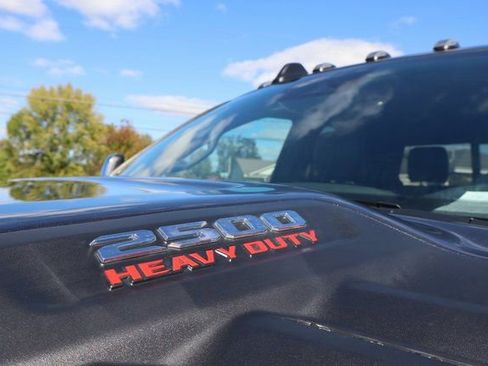 Used 2025 RAM 2500 Laramie w/ Sport Appearance Package image 9