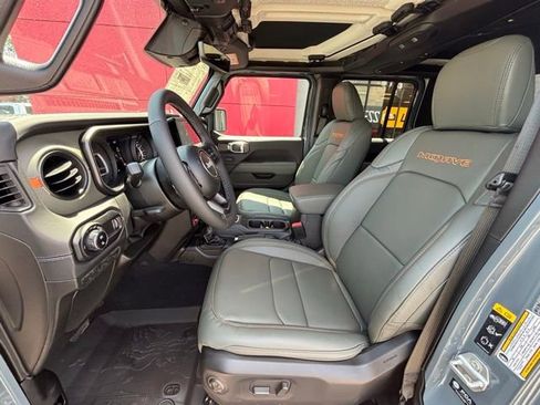 New 2026 Jeep Gladiator Mojave AWD/4WD image 11