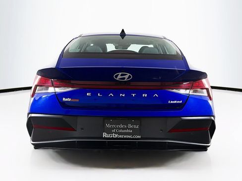 Used 2024 Hyundai Elantra Limited FWD image 6