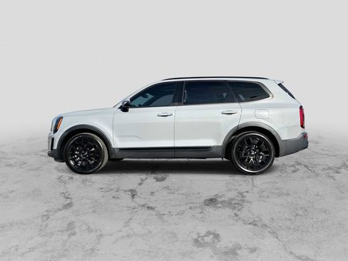 Used 2022 Kia Telluride EX w/ EX Premium Package image 5