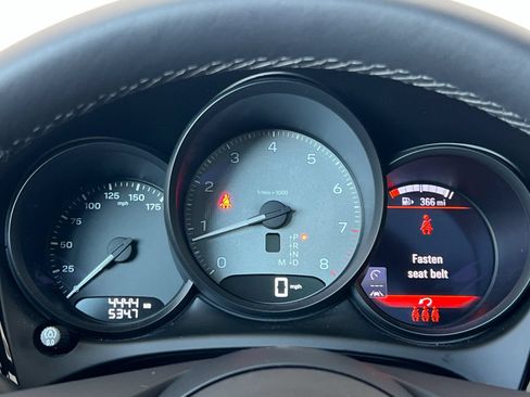 Certified 2025 Porsche Macan S AWD/4WD image 30