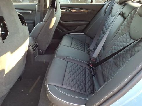 New 2026 Cadillac CT5 V Blackwing w/ Carbon Fiber 2 Package RWD image 7