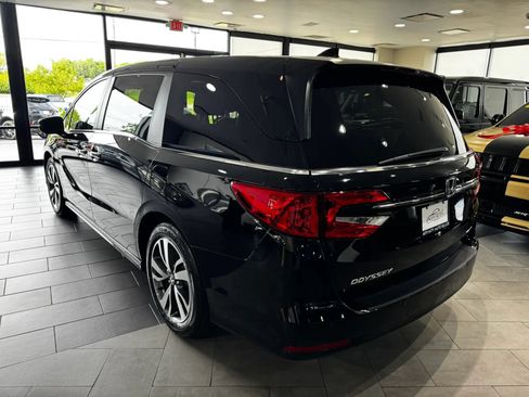 Used 2022 Honda Odyssey Touring image 3