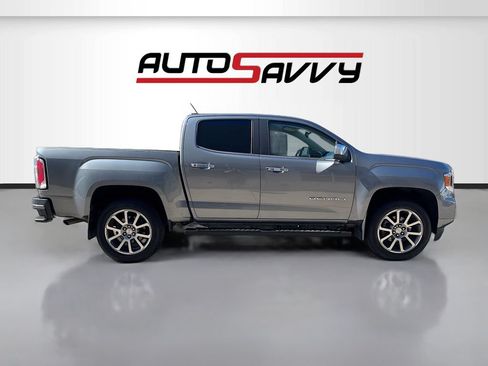 Used 2022 GMC Canyon Denali AWD/4WD image 8