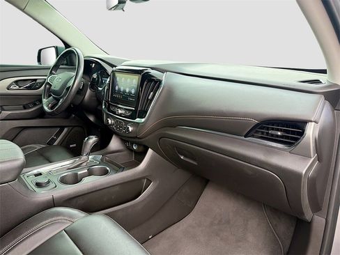 Used 2020 Chevrolet Traverse RS w/ LPO, Floor Liner Package image 31