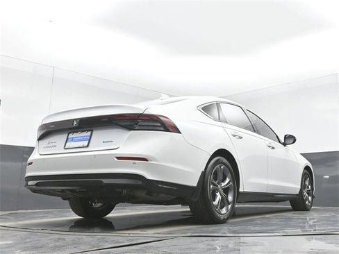 Used 2023 Honda Accord EX-L image 47