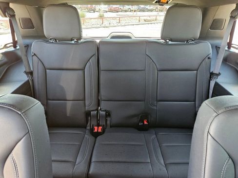 Used 2024 Chevrolet Tahoe LT w/ Luxury Package image 22