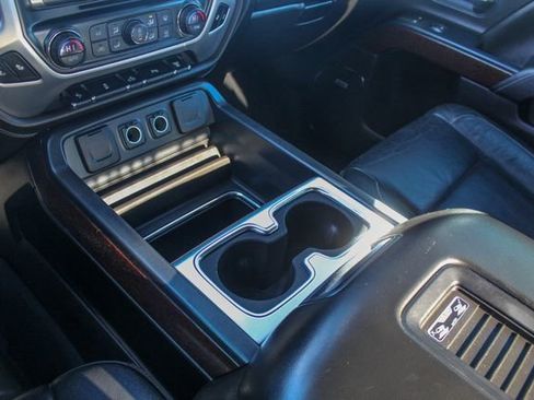 Used 2018 GMC Sierra 3500 SLT w/ Duramax Plus Package image 24