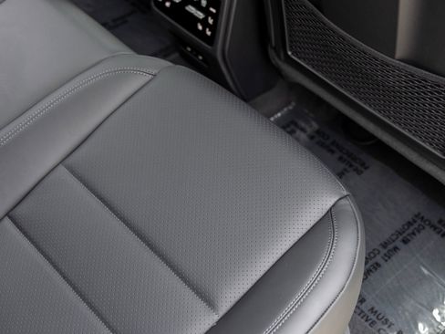 New 2025 Porsche Macan Electric image 46