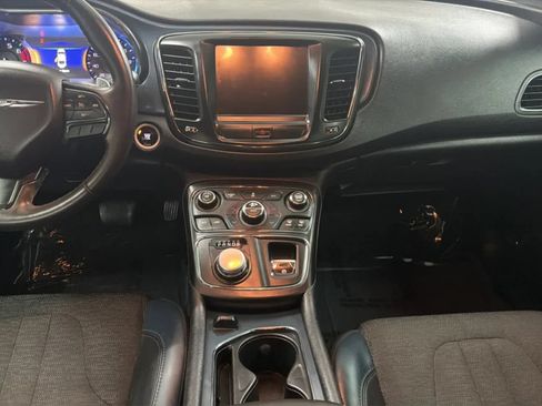 Used 2015 Chrysler 200 S w/ Navigation & Sound Group I FWD image 17