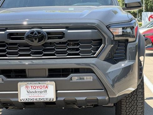 New 2026 Toyota Tacoma TRD Off-Road AWD/4WD image 9