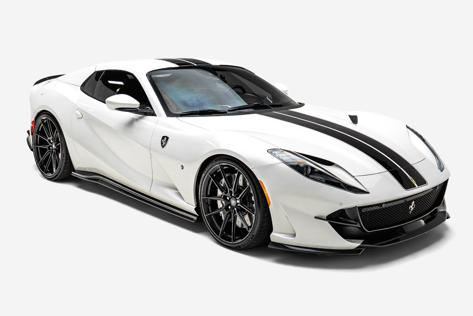 Used 2022 Ferrari 812 GTS RWD image 12