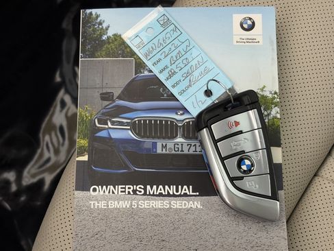 Used 2021 BMW M550i xDrive w/ Dynamic Handling Package AWD/4WD image 44