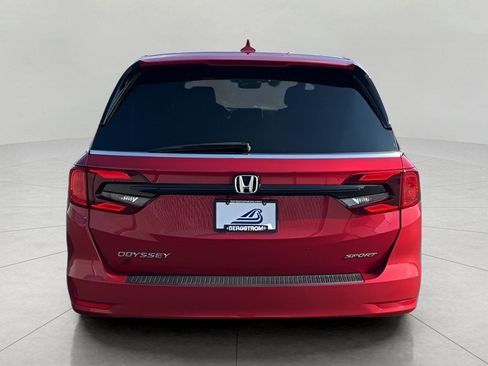 Used 2023 Honda Odyssey Sport image 6