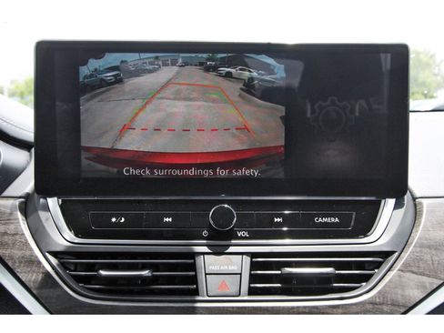Certified 2024 Nissan Altima 2.5 SV w/ SV Premium Package FWD image 26