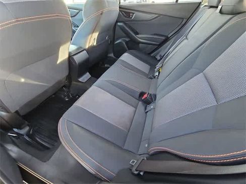 Used 2019 Subaru Crosstrek 2.0i Premium image 17
