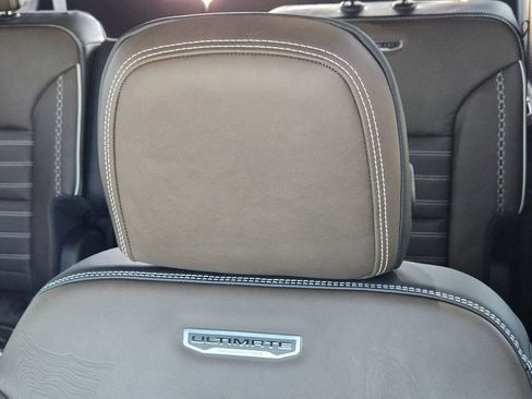 New 2026 GMC Acadia Denali Ultimate w/ LPO, Floor Liner Package image 18