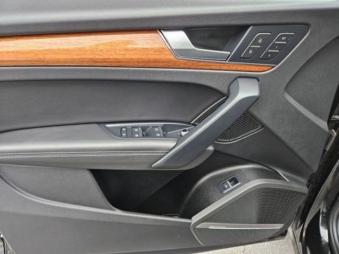 Used 2023 Audi Q5 2.0T Premium Plus image 16