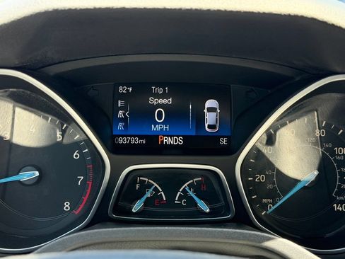 Used 2017 Ford Focus SEL FWD image 18