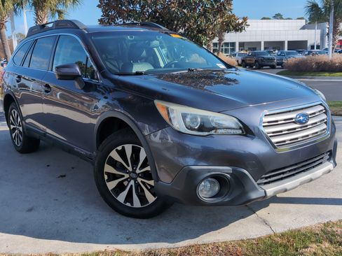 Used 2016 Subaru Outback 2.5i Limited image 2