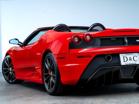 Used 2009 Ferrari F430 Scuderia RWD image 9