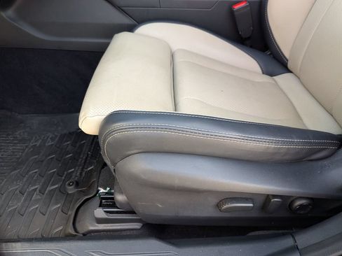 Used 2024 Subaru Outback Limited AWD/4WD image 15