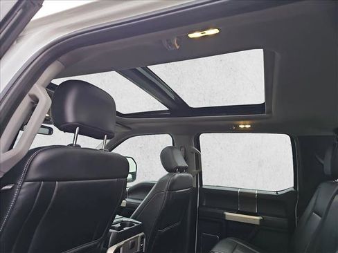 Used 2020 Ford F250 Lariat w/ Lariat Value Package image 12