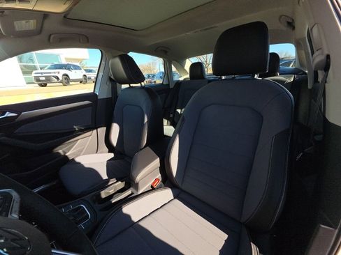 New 2026 Volkswagen Jetta SE image 11
