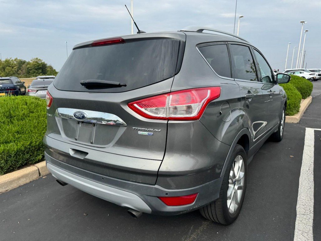 Used 2014 Ford Escape Titanium AWD/4WD image 2