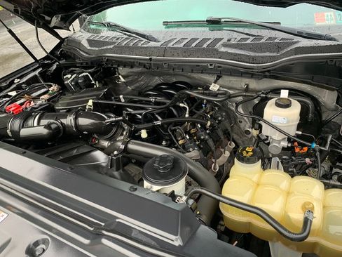 Used 2021 Ford F250 Lariat AWD/4WD image 32