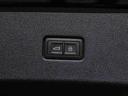 New 2026 Audi Q8 Premium Plus image 39