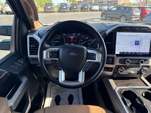 Used 2022 Ford F250 Lariat w/ Lariat Ultimate Package AWD/4WD image 45