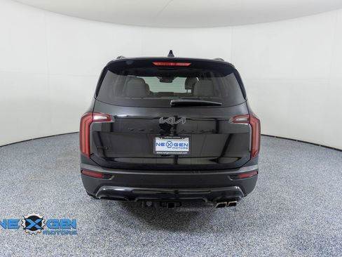 Used 2022 Kia Telluride SX w/ SX Prestige Package AWD/4WD image 6