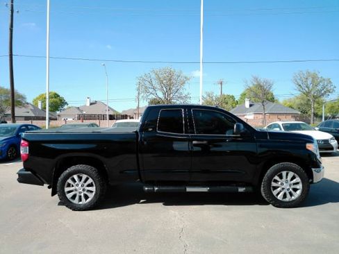 Used 2016 Toyota Tundra SR5 w/ TRD Off Road Package image 5