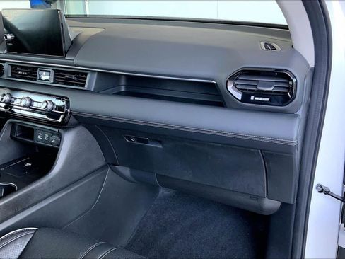 Used 2023 Honda Pilot Elite image 18