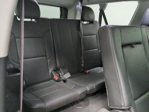 Used 2019 GMC Yukon XL SLT image 30