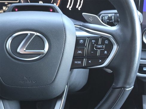 Used 2023 Lexus RX 350 Premium image 16