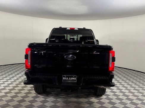 Used 2024 Ford F250 Lariat w/ Lariat Ultimate Package AWD/4WD image 13