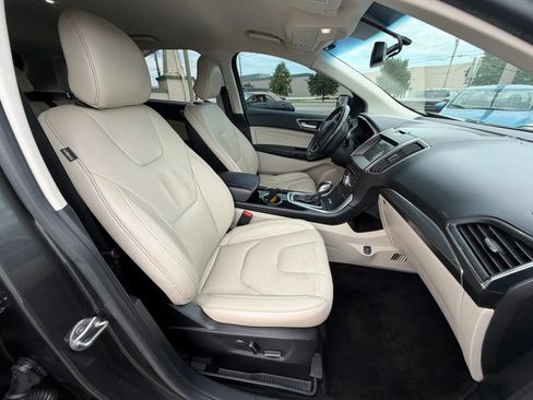 Used 2018 Ford Edge Titanium AWD/4WD image 27