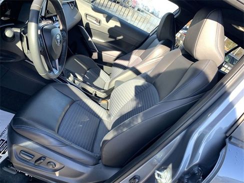 Used 2024 Toyota Corolla Cross XSE image 18