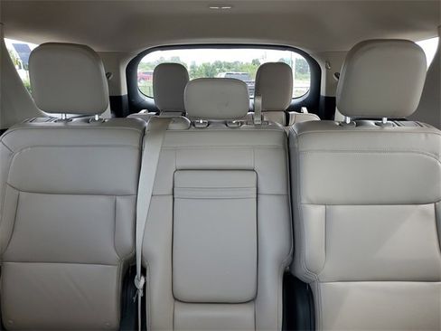 Used 2023 Ford Explorer XLT w/ Equipment Group 202A image 33