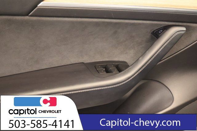 Used 2021 Tesla Model 3 Standard Range Plus RWD image 10